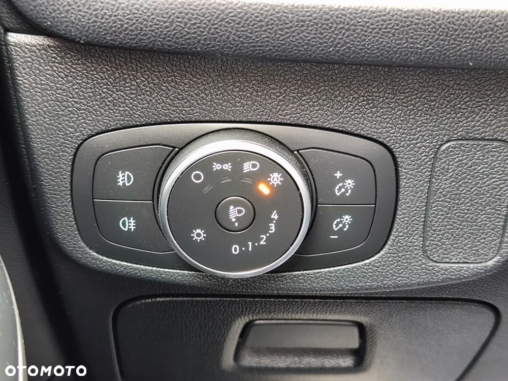 Ford Focus 1.0 EcoBoost Start-Stopp-System COOL&CONNECT - 27