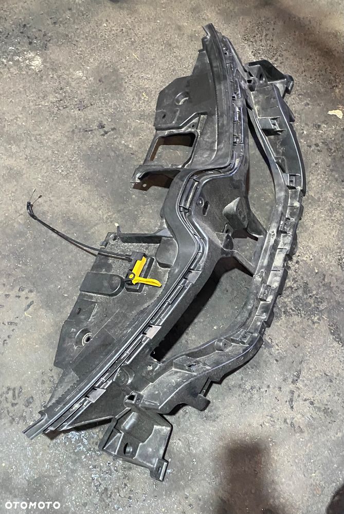 RENAULT CAPTUR 2 II  PODSTAWA STELAŻ WZMOCNIENIE GRILLA ATRAPY CZASZA CZASZ GRILL ATRAPA MOCOWANIE GRILLA ATRAPY W ZDERZAK ZDERZAKA + Linka rączka do otwierania zamka maski 620365678R grill atrapa - 4