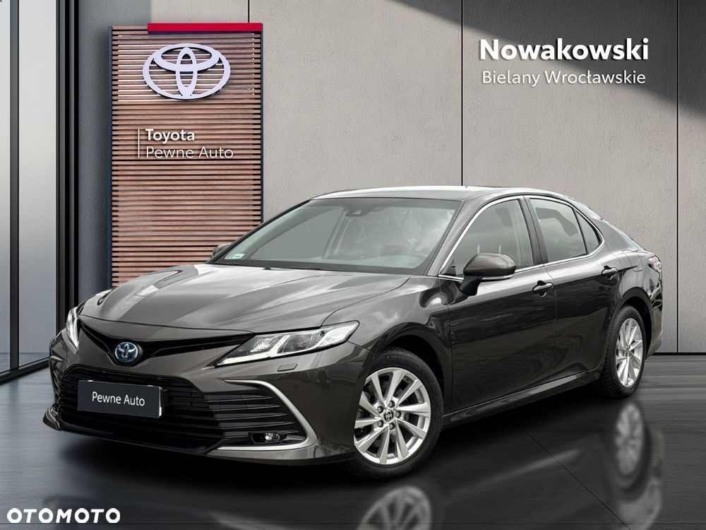 Toyota Camry 2.5 Hybrid Comfort CVT - 1