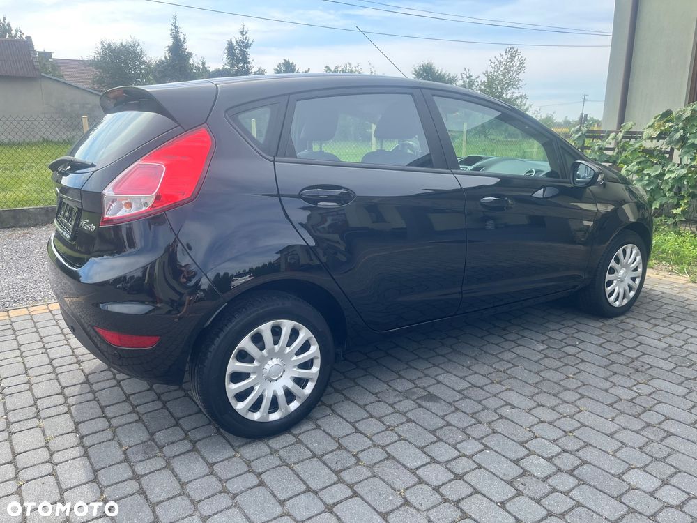 Ford Fiesta 1.4 Champions Edition - 4