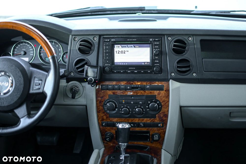 Jeep Commander 3.0 CRD Overland - 10