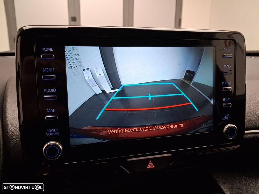 Toyota Yaris Cross 1.5 HDF Comfort Plus - 31