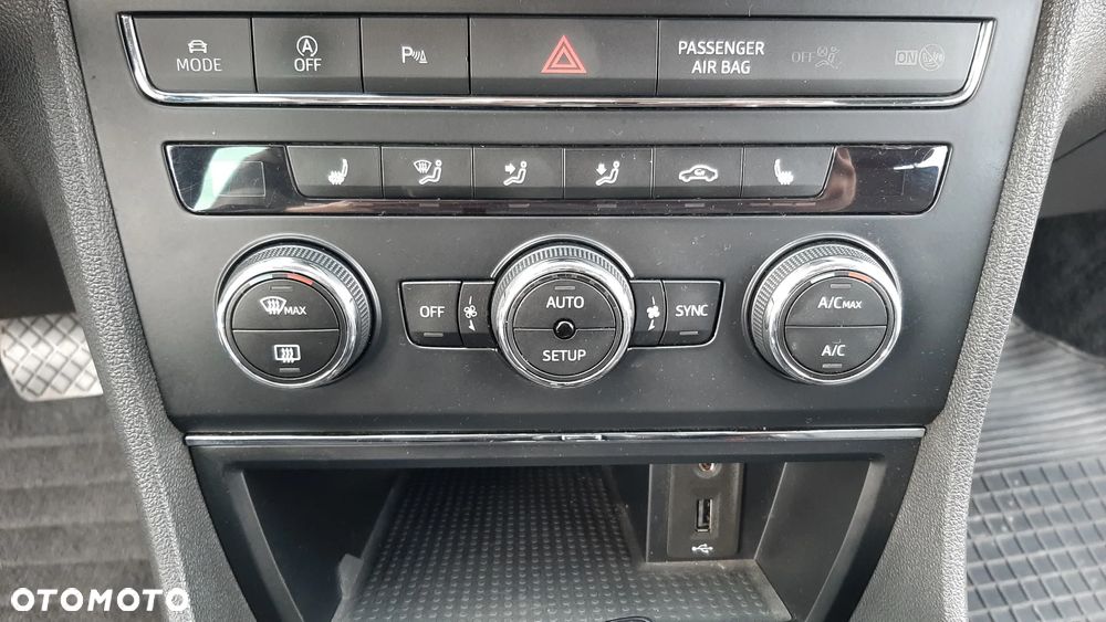 Seat Leon 2.0 TDI DPF DSG FR - 13