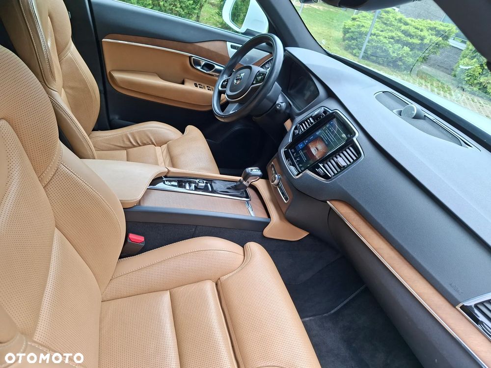 Volvo XC 90 D5 AWD Inscription 7os - 11