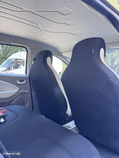 Renault Zoe - 8
