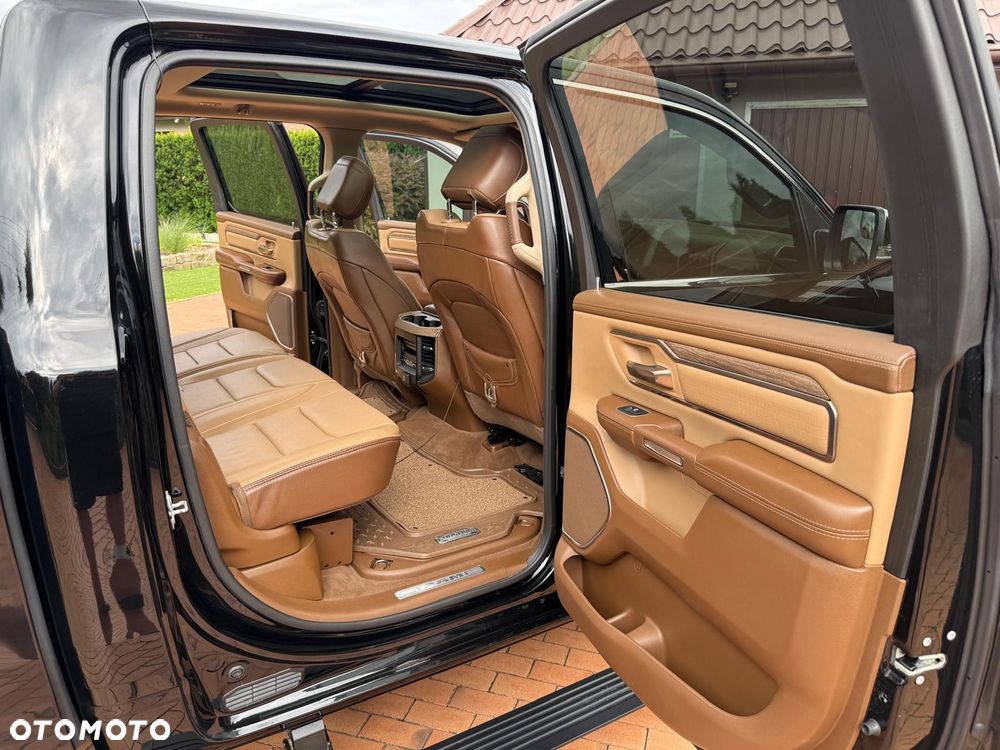Dodge RAM 5.7 4x4 - 14