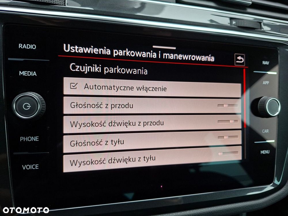 Volkswagen Tiguan - 27