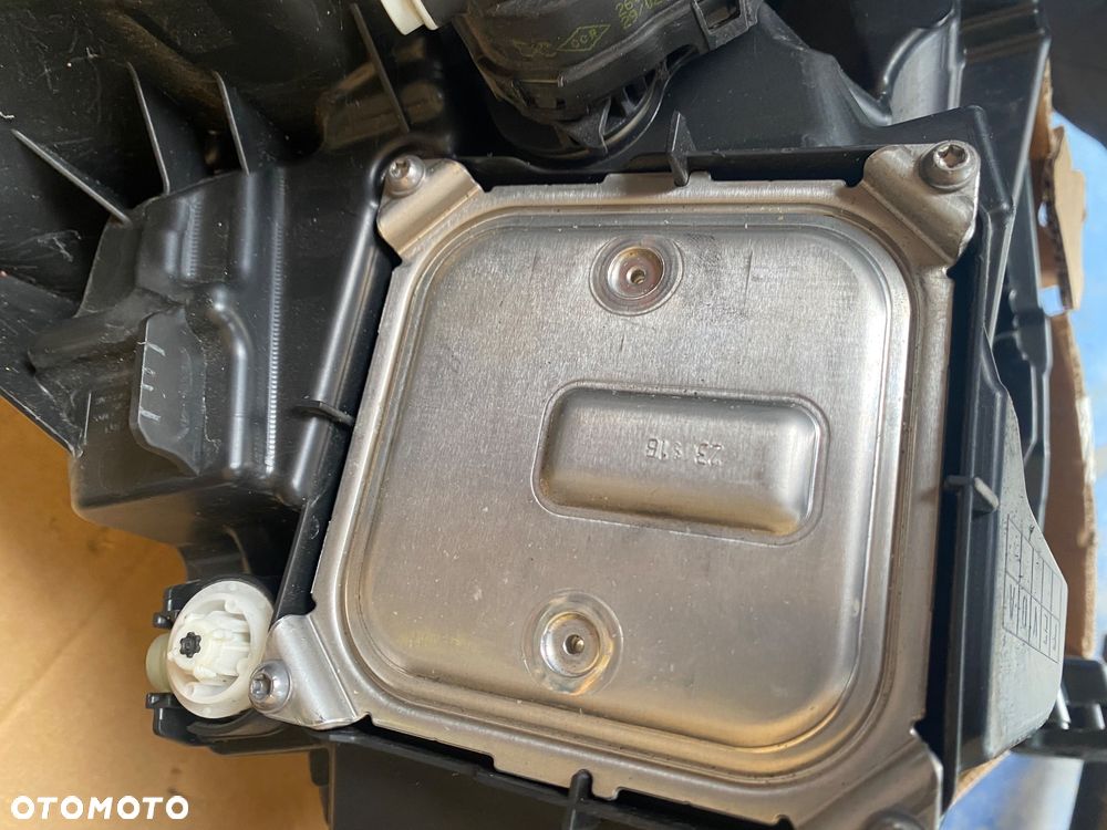 RENAULT CAPTUR 2 II  24r Kompletna LAMPA PRZEDNIA PRAWA REFLEKTOR PRAWY PRZÓD FULL LED  LEDOWY  EUROPA FULLLED 260104900R  Wwa - 13