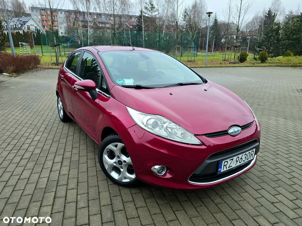 Ford Fiesta 1.25 Titanium - 19