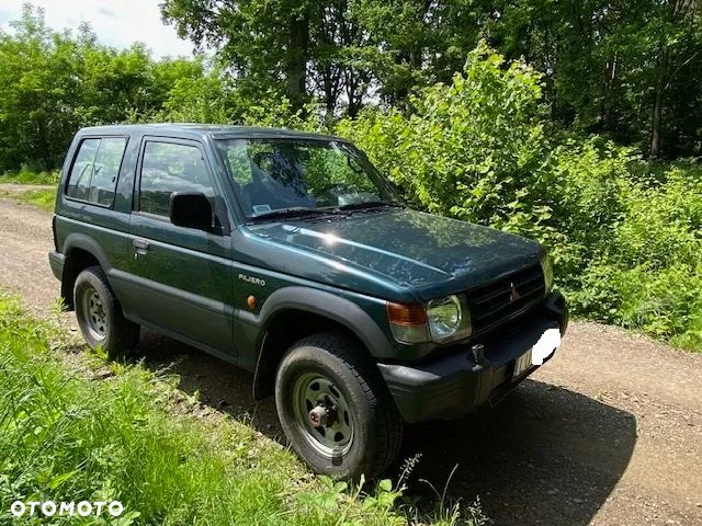 Mitsubishi Pajero - 4