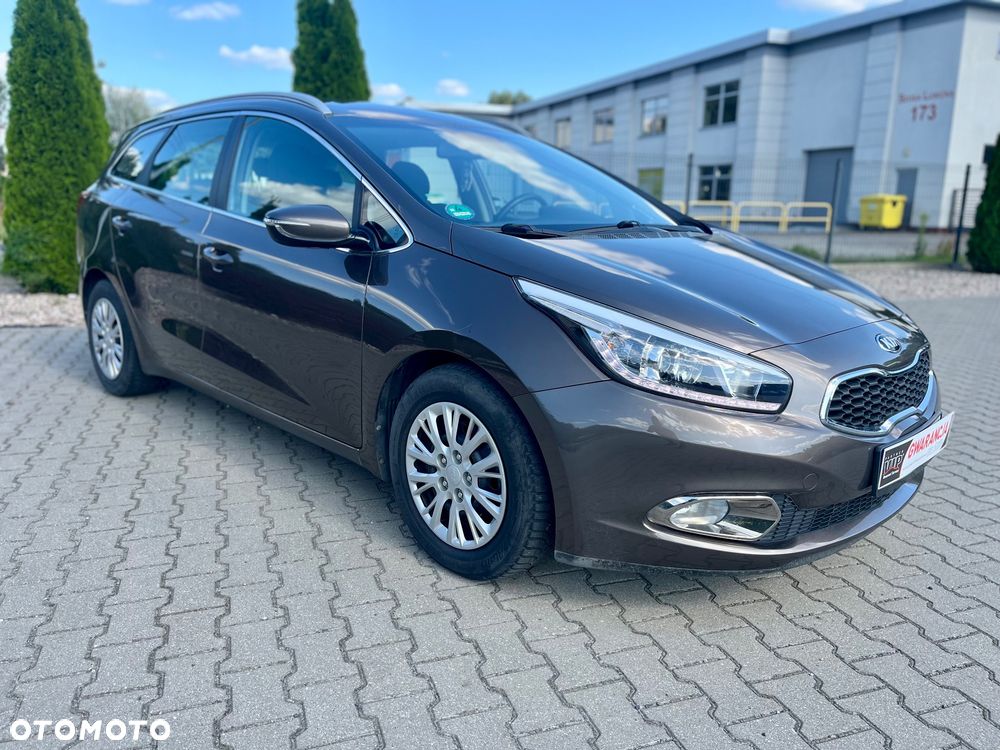 Kia Ceed 1.6 GDI ISG Platinum Edition - 5