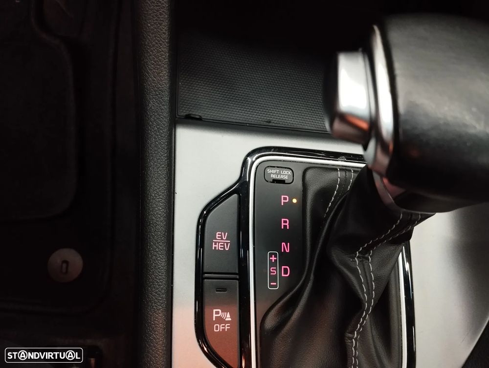 Kia Niro 1.6 GDi PHEV EX - 39