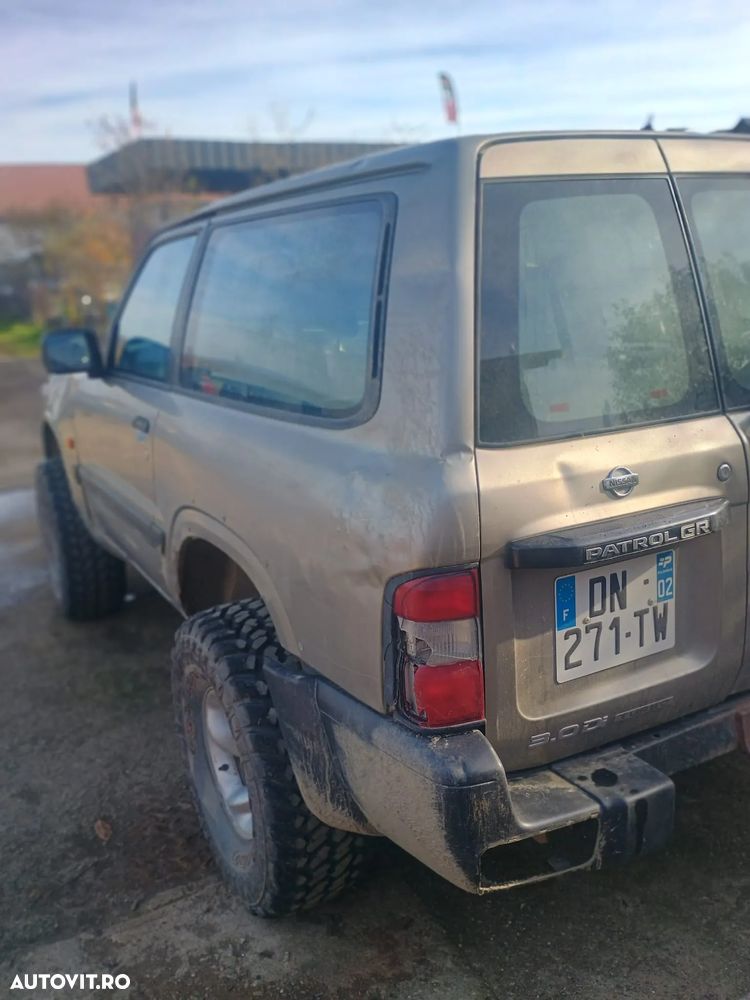 Nissan Patrol - 1
