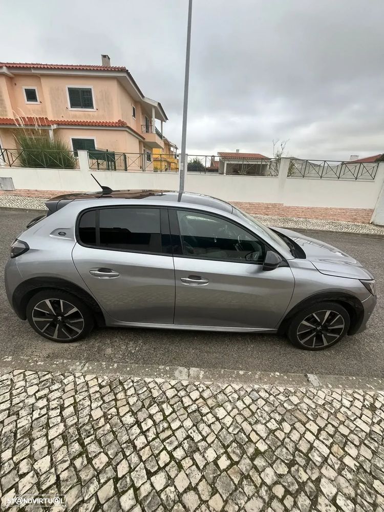 Peugeot e-208 GT Pack - 6