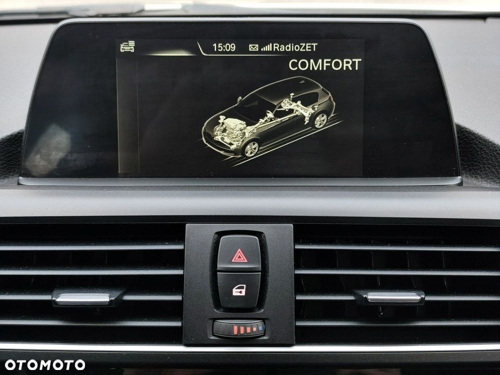 BMW Seria 1 118d xDrive Sport Line - 27