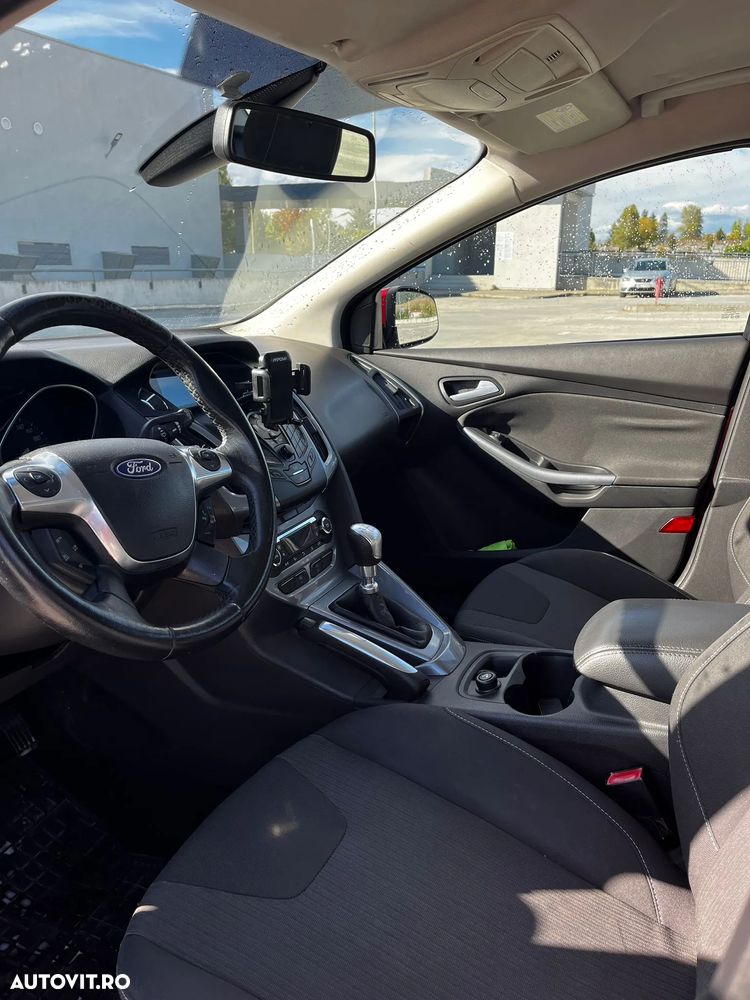 Ford Focus 1.6 TDCi DPF Titanium - 7