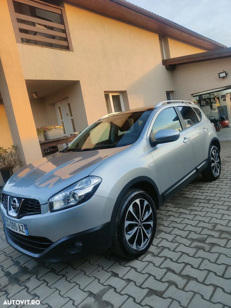 Nissan Qashqai 1.6 DCI N-Connecta - 1