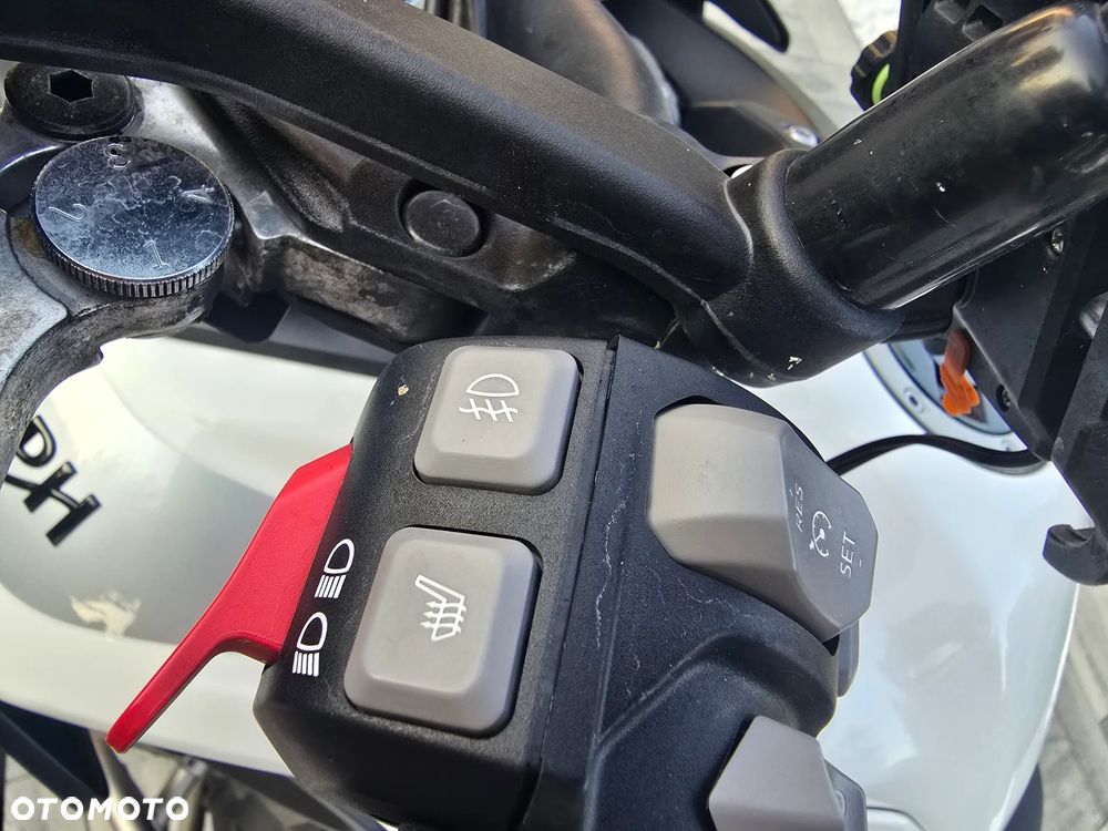 Triumph Tiger - 15