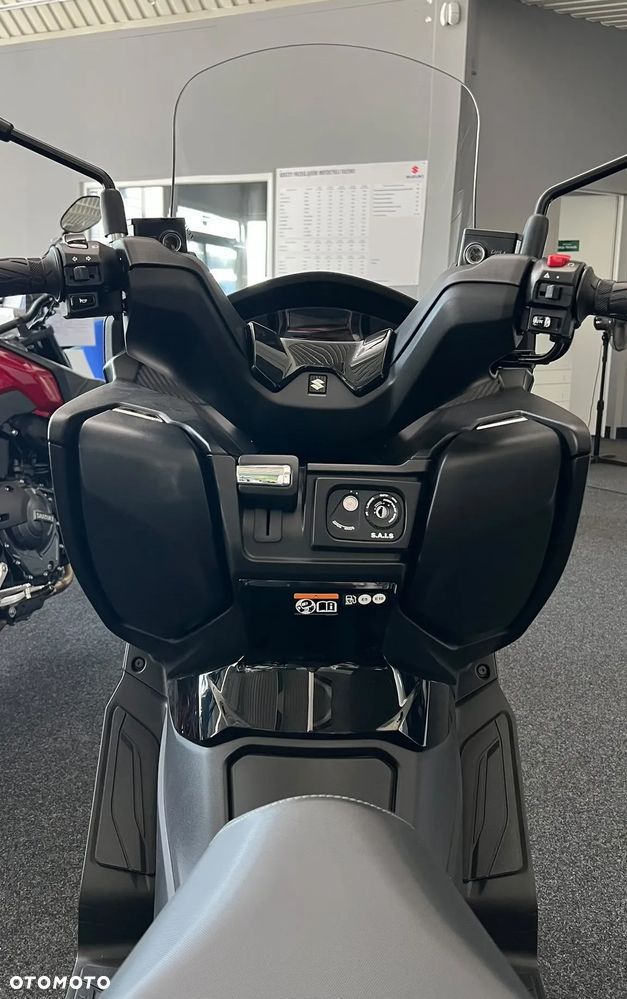 Suzuki Burgman - 9