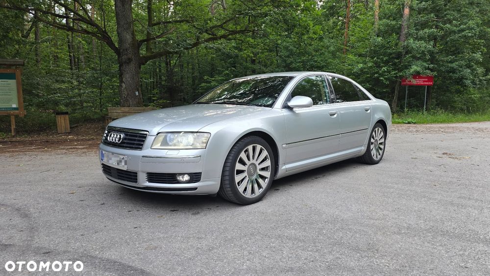 Audi A8 3.7 Quattro - 1