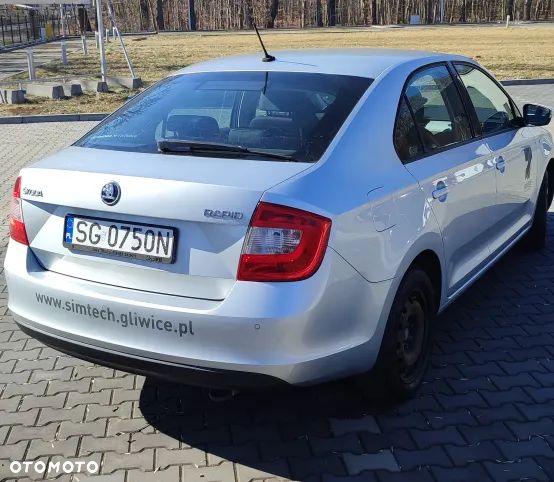 Skoda RAPID 1.2 TSI Edition - 3
