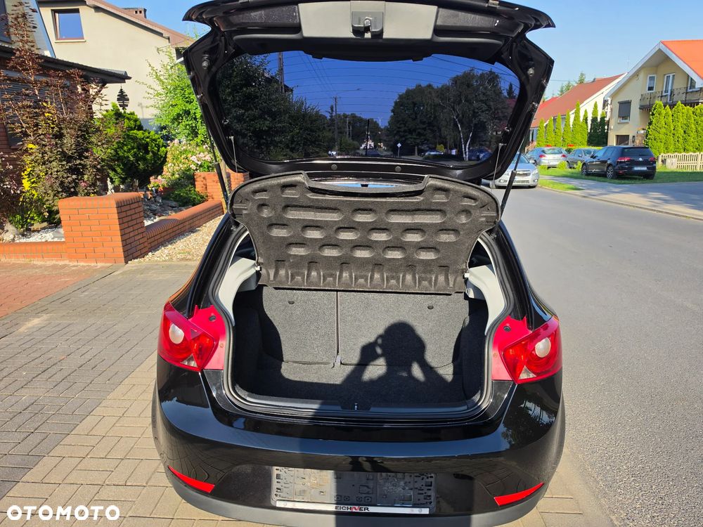 Seat Ibiza 1.4 16V Reference - 27