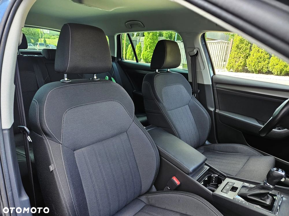 Skoda Superb 2.0 TDI SCR 4x4 Style DSG - 8