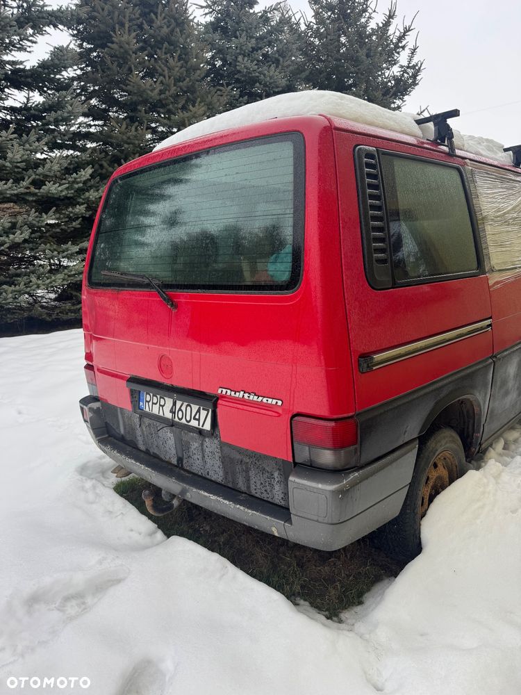 Volkswagen Transporter L - 2