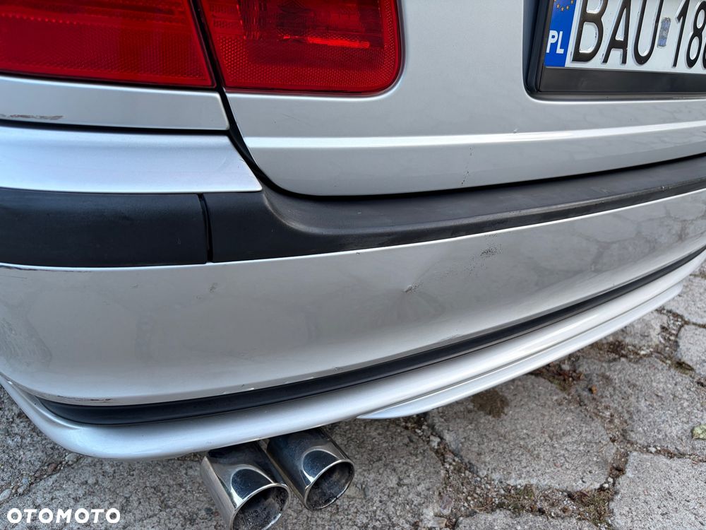 BMW Seria 3 330d - 27