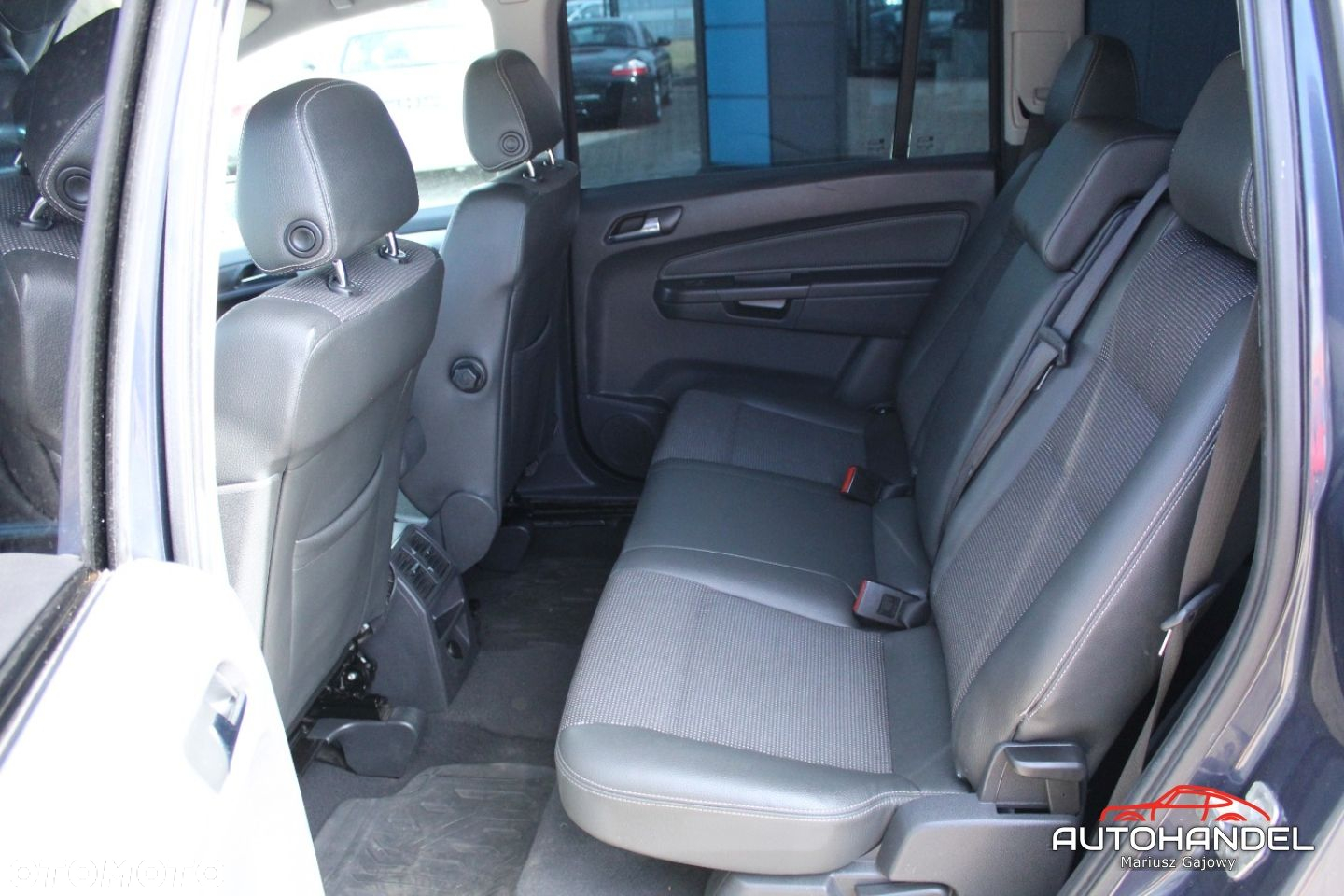 Opel Zafira - 18