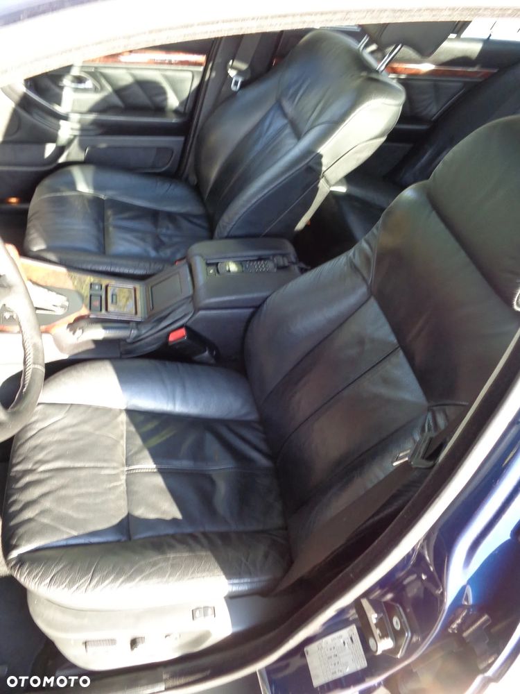 BMW Seria 5 - 28
