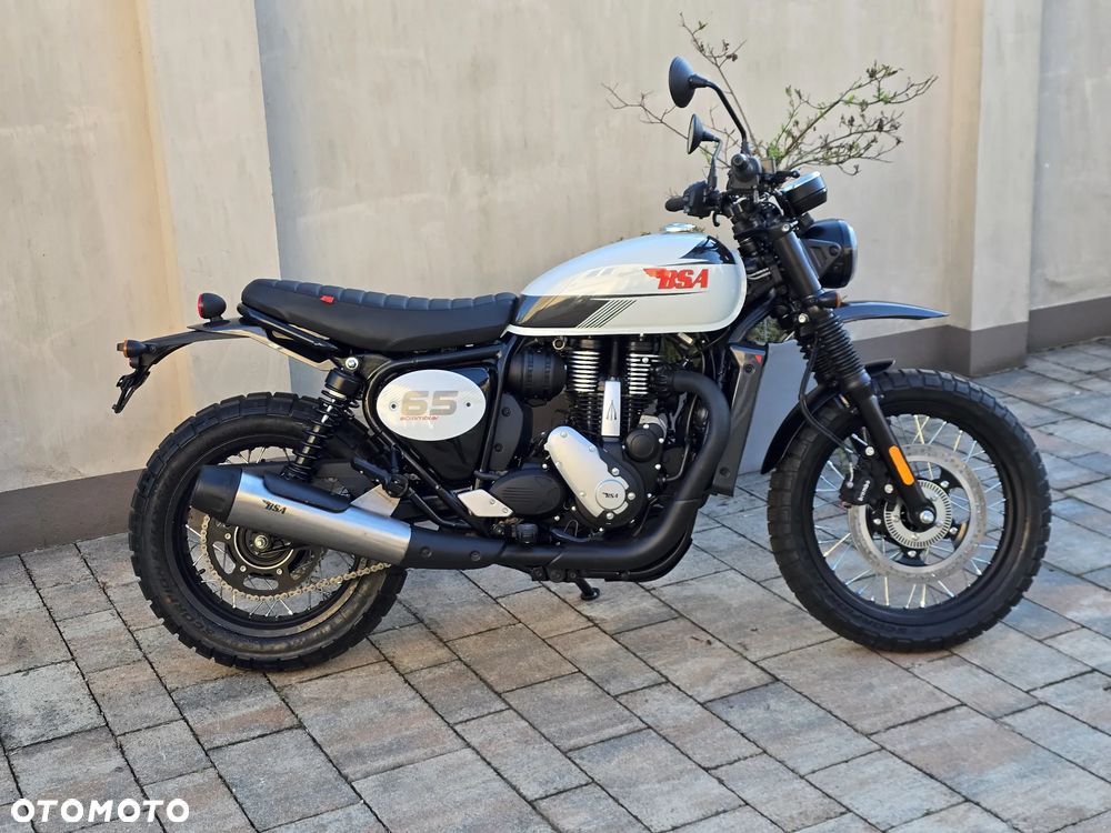 BSA Scrambler 650 - 4