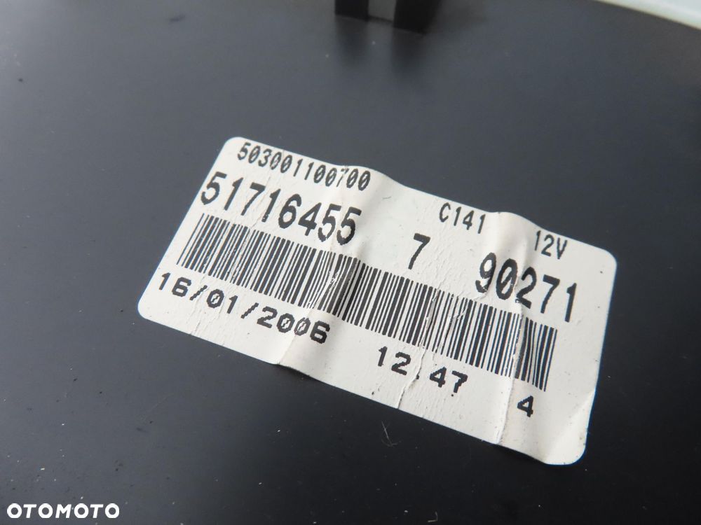 LICZNIK FIAT GRANDE PUNTO 1.3 D Multijet 51716455 - 4