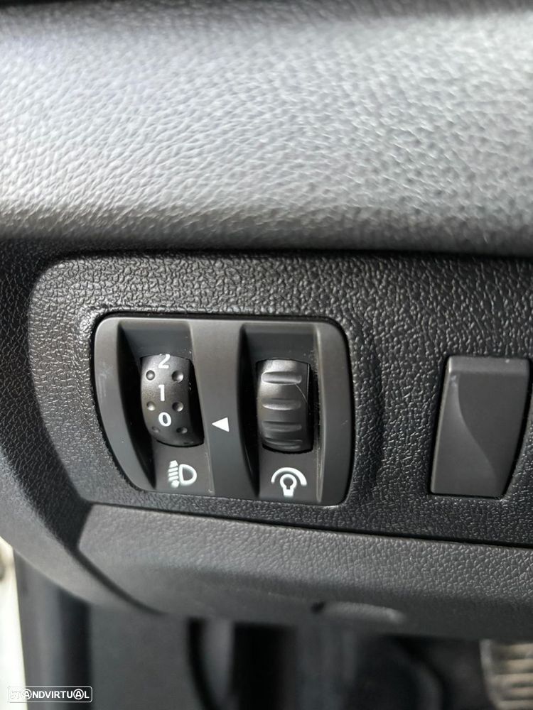 Renault Mégane 1.5 dCi Dynamique S SS - 27