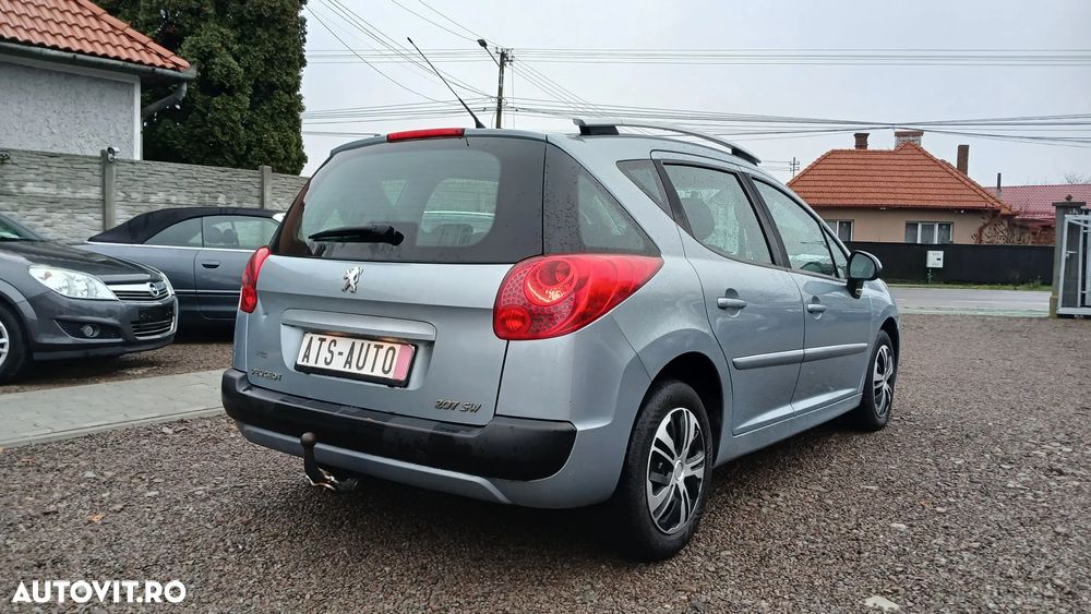 Peugeot 207 120 VTi Premium - 4