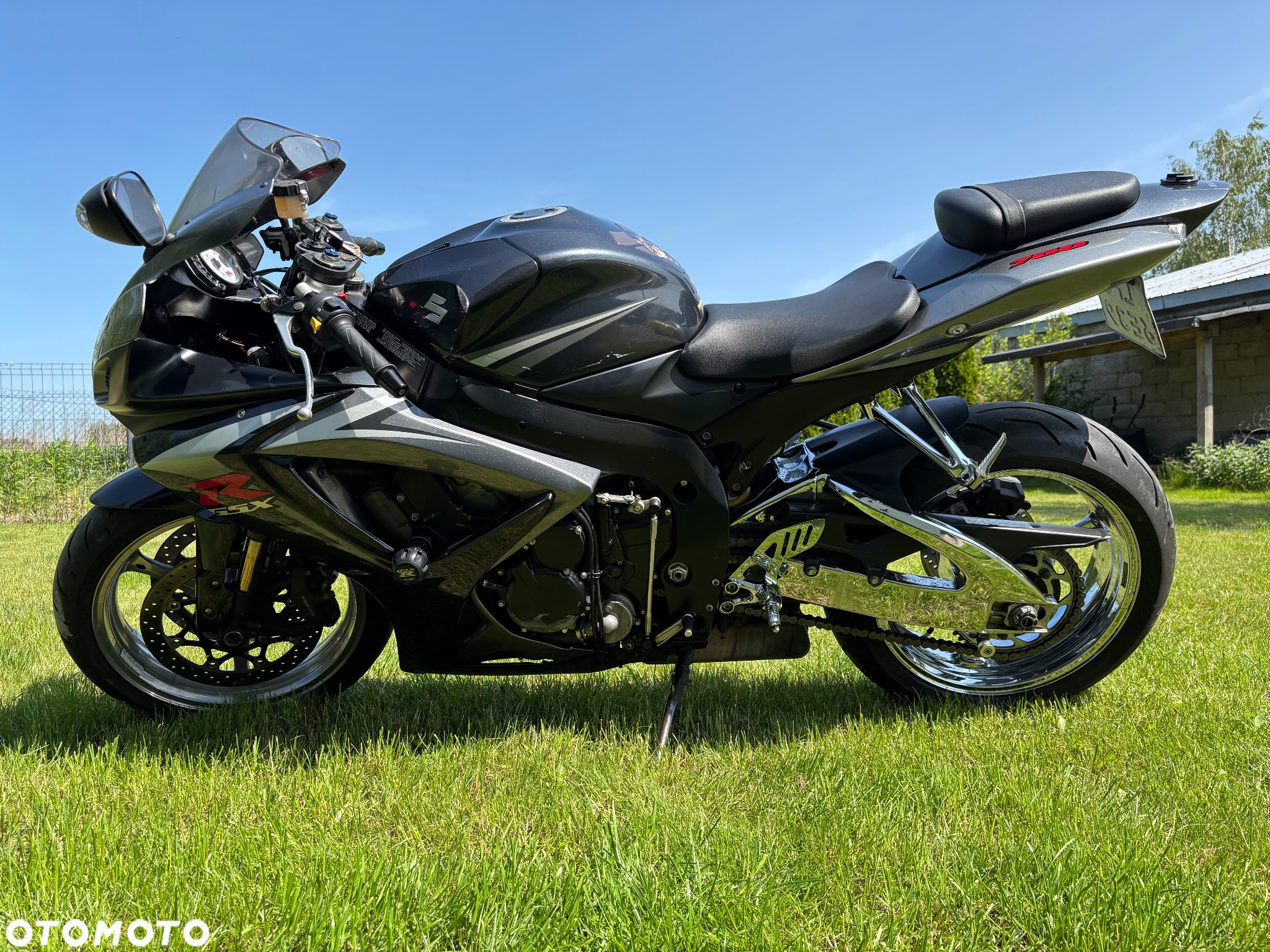 Suzuki GSX-R - 11