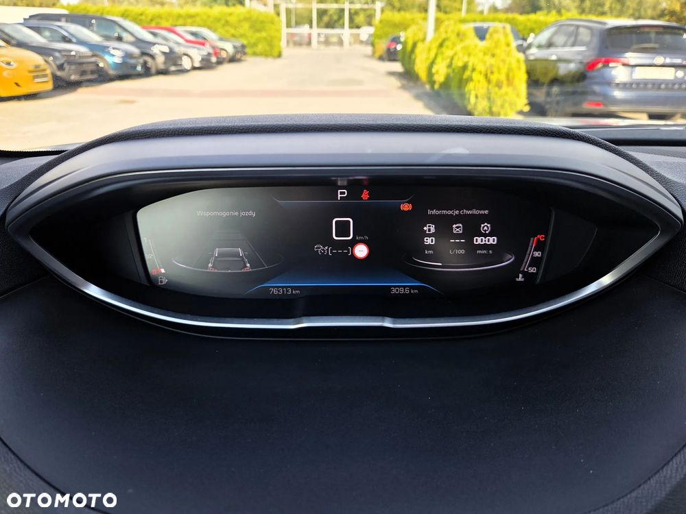 Peugeot 3008 1.2 PureTech Allure S&S EAT8 - 24