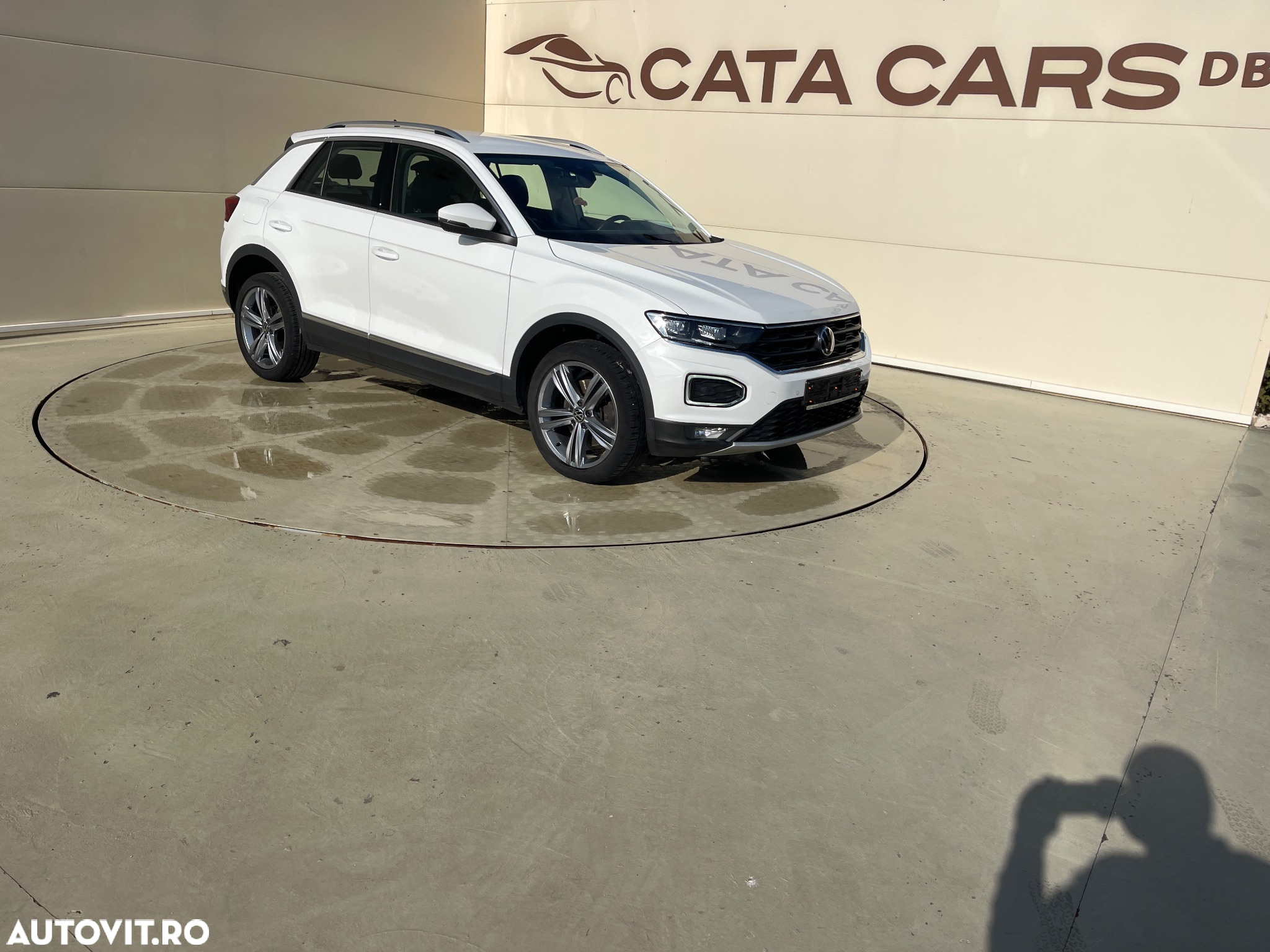Volkswagen T-ROC 2.0 TDI DSG Sport - 18