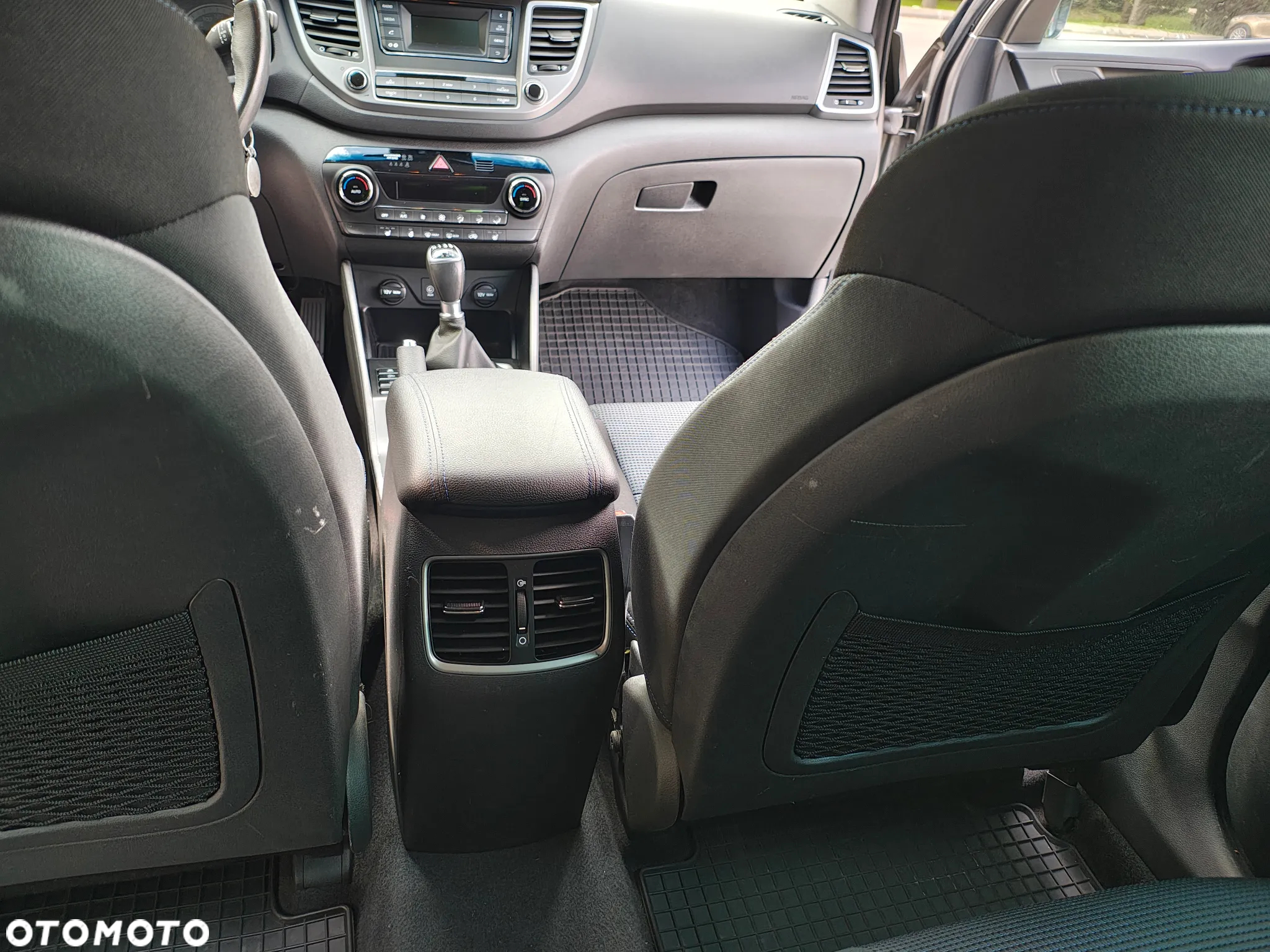 Hyundai Tucson 1.6 GDI BlueDrive Classic 2WD - 26