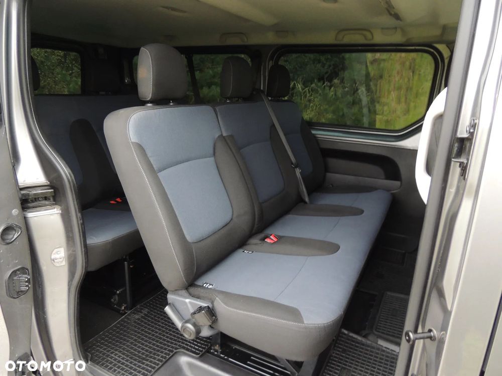 Opel Vivaro L2H1 2,9t Elegance - 19