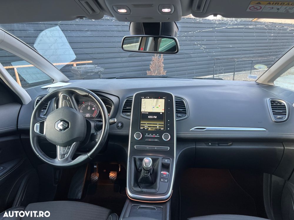 Renault Scenic - 6