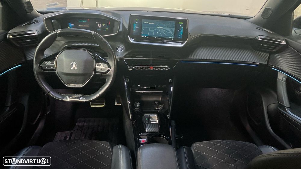 Peugeot e-2008 50 kWh GT - 8