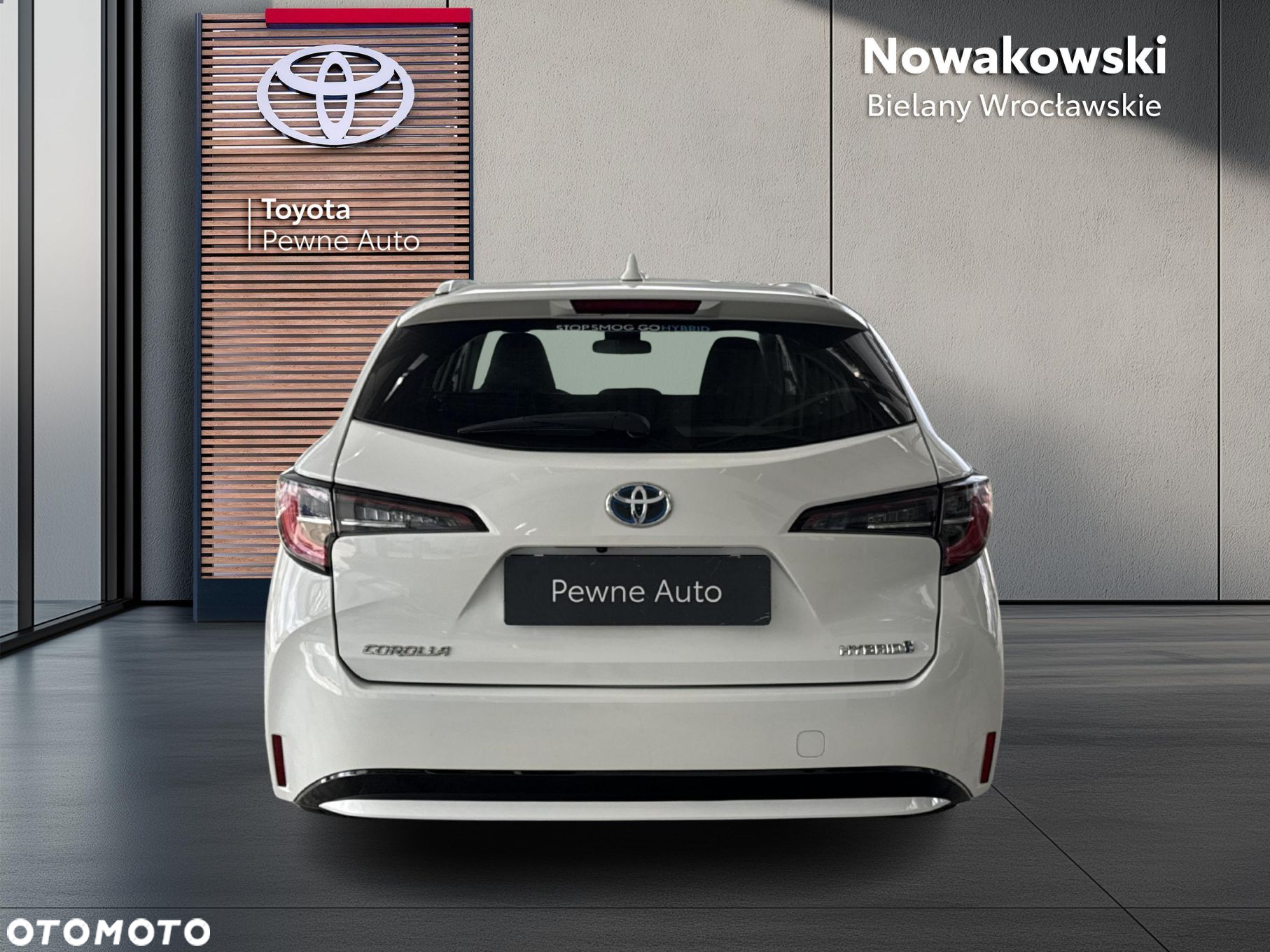 Toyota Corolla 1.8 Hybrid Comfort - 4