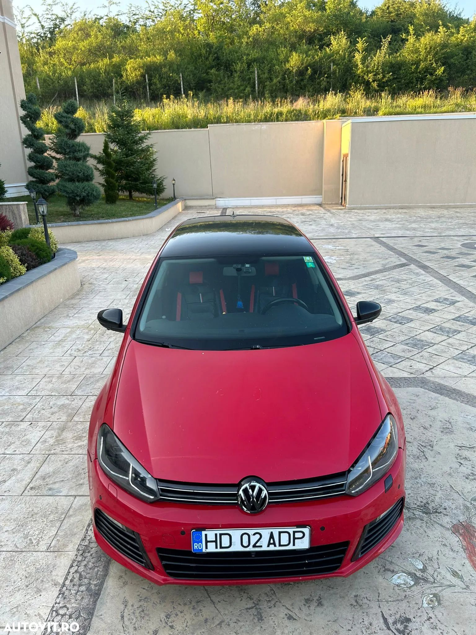 Volkswagen Golf 2.0 TDI Highline - 1