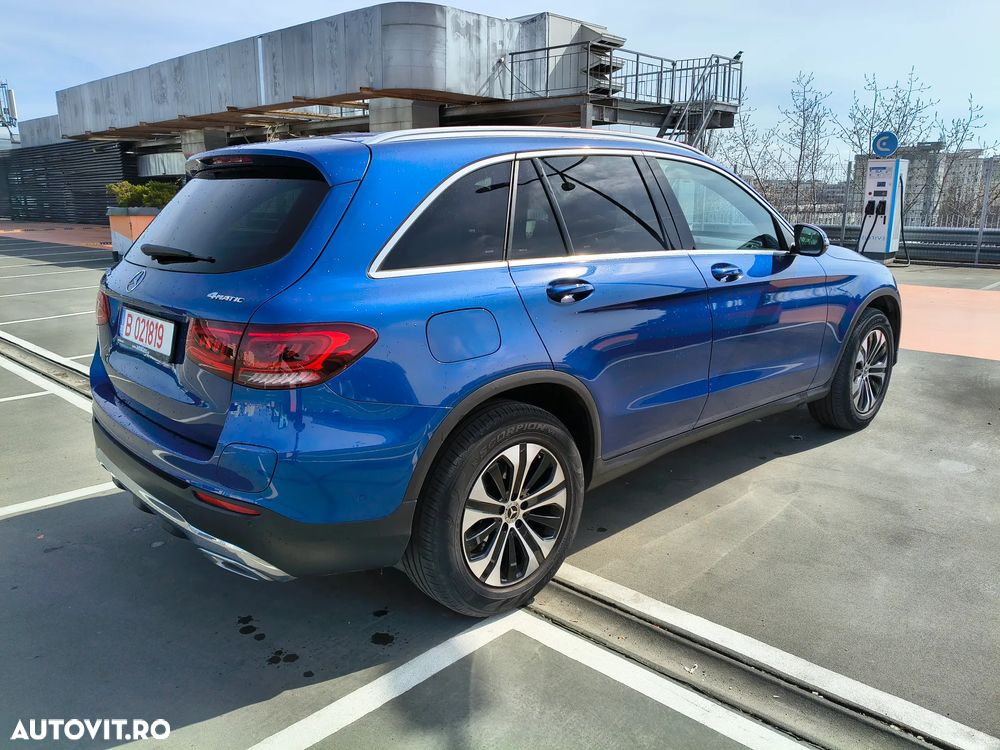 Mercedes-Benz GLC 300 e 4MATIC - 25