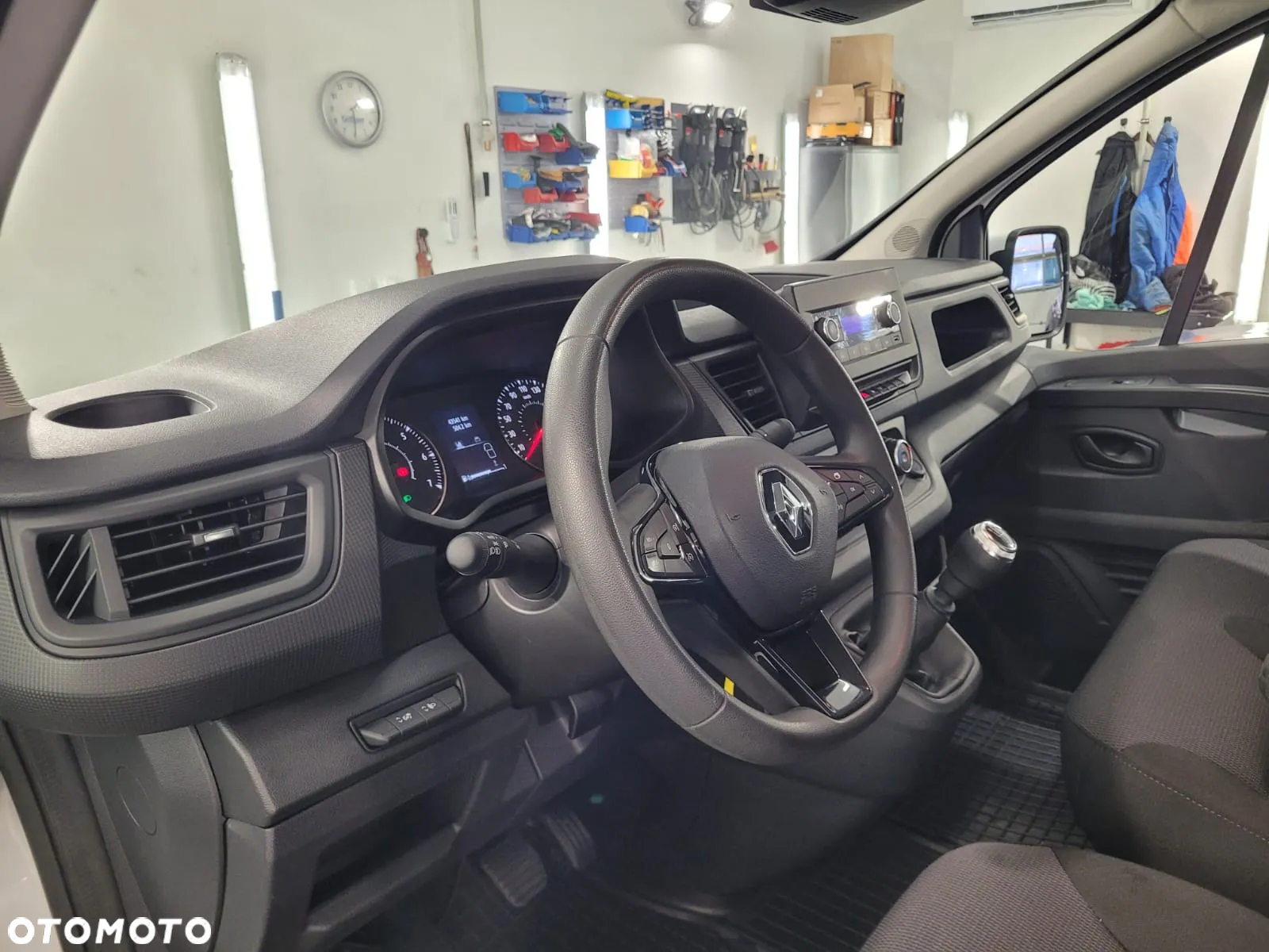 Renault Trafic - 20