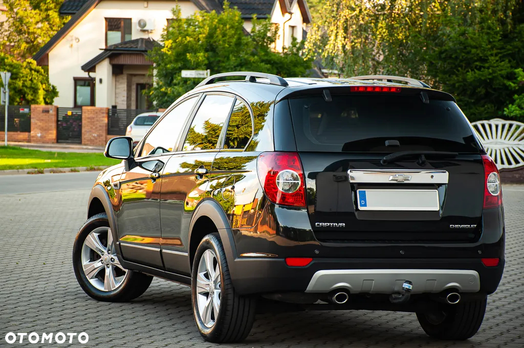 Chevrolet Captiva ver-2-4-2wd-7-sitzer-ls-family-edition - 17