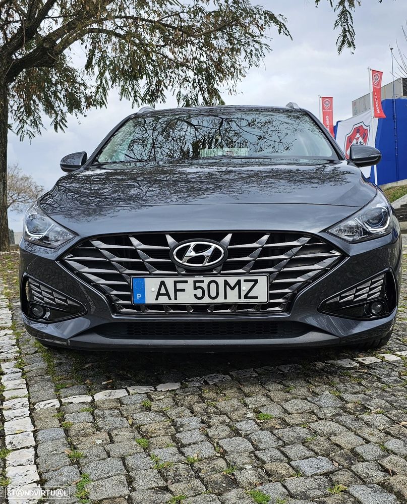 Hyundai i30 SW 1.6 CRDI 48V-Hybrid Trend - 2