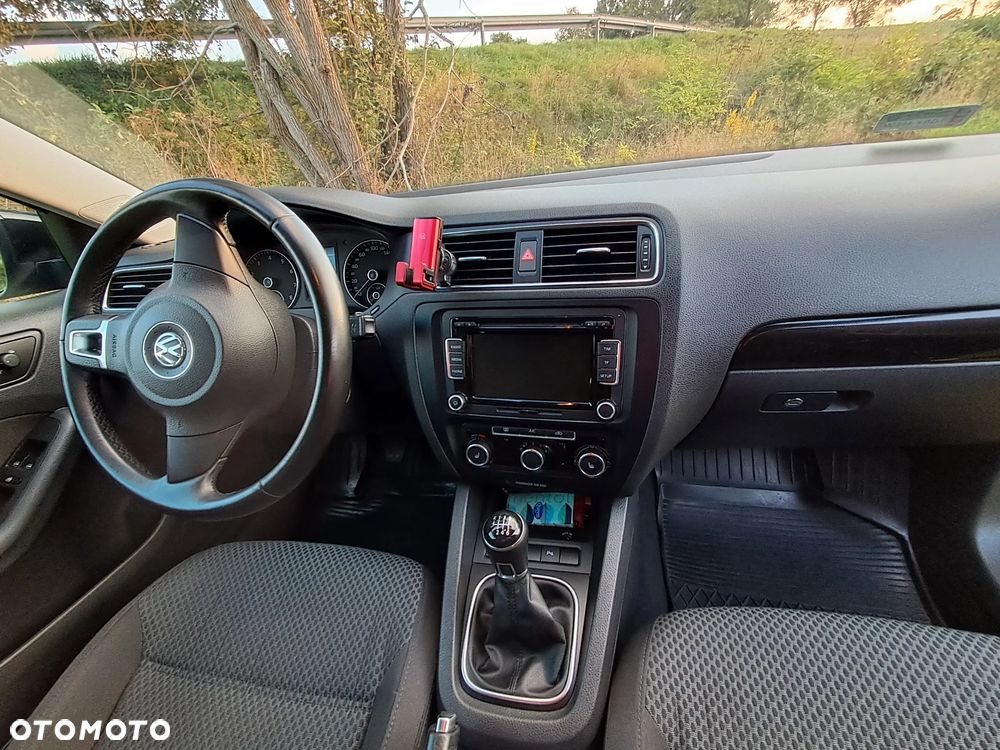 Volkswagen Jetta 1.2 TSI Comfortline - 7