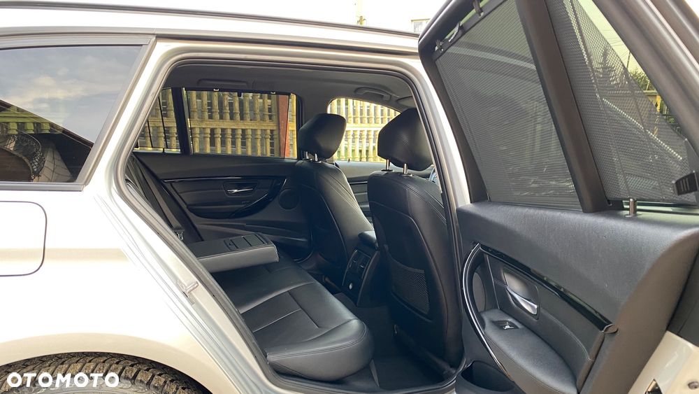 BMW Seria 3 318d - 22
